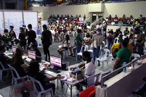 IT incoder check a verified valid QR code at Imus Sports Complex .